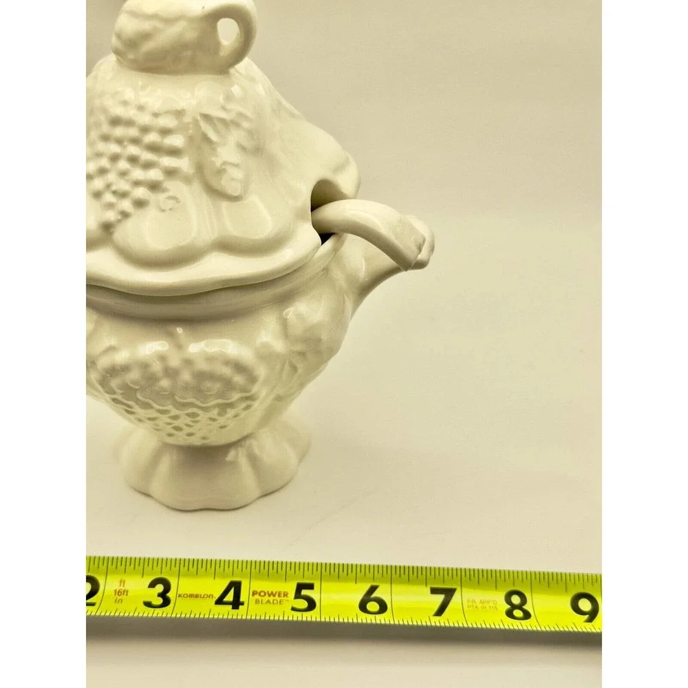 California USA Pottery 715 Grapevine Pattern Gravy Small Soup Tureen W/Ladle Lid